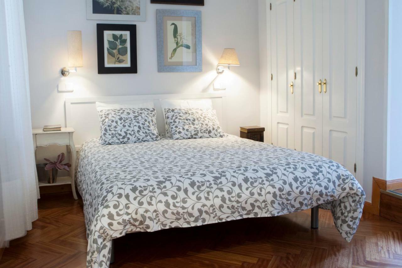 Elegante Piso Junto Al Museo Del Prado Apartment Madrid Luaran gambar
