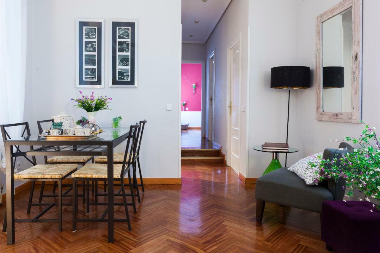 Elegante Piso Junto Al Museo Del Prado Apartment Madrid Luaran gambar