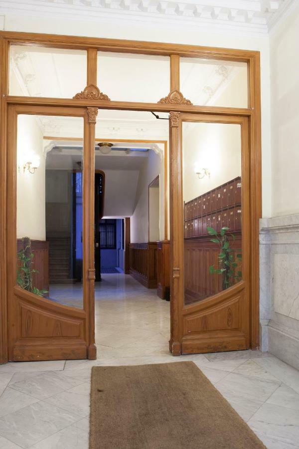 Elegante Piso Junto Al Museo Del Prado Apartment Madrid Luaran gambar